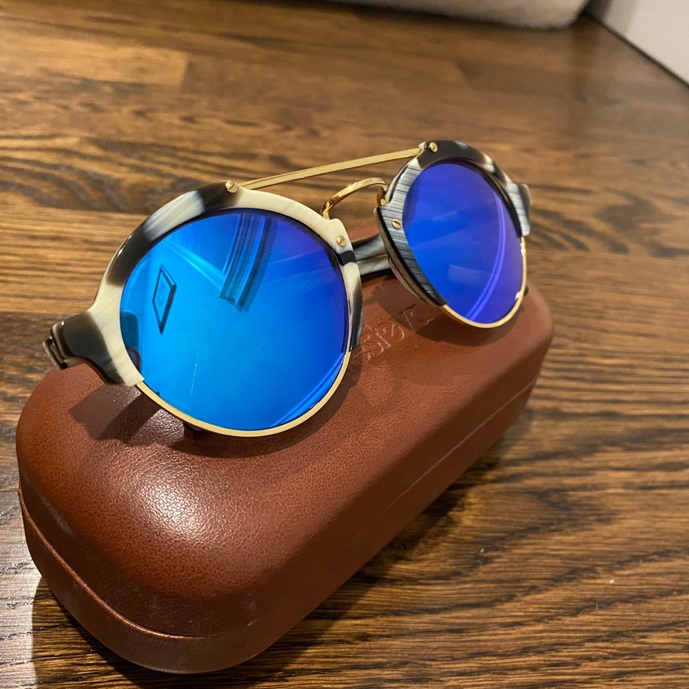 Illesteva MILAN sunglasses